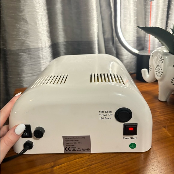 UV Nail Lamp - Picture 3 of 3